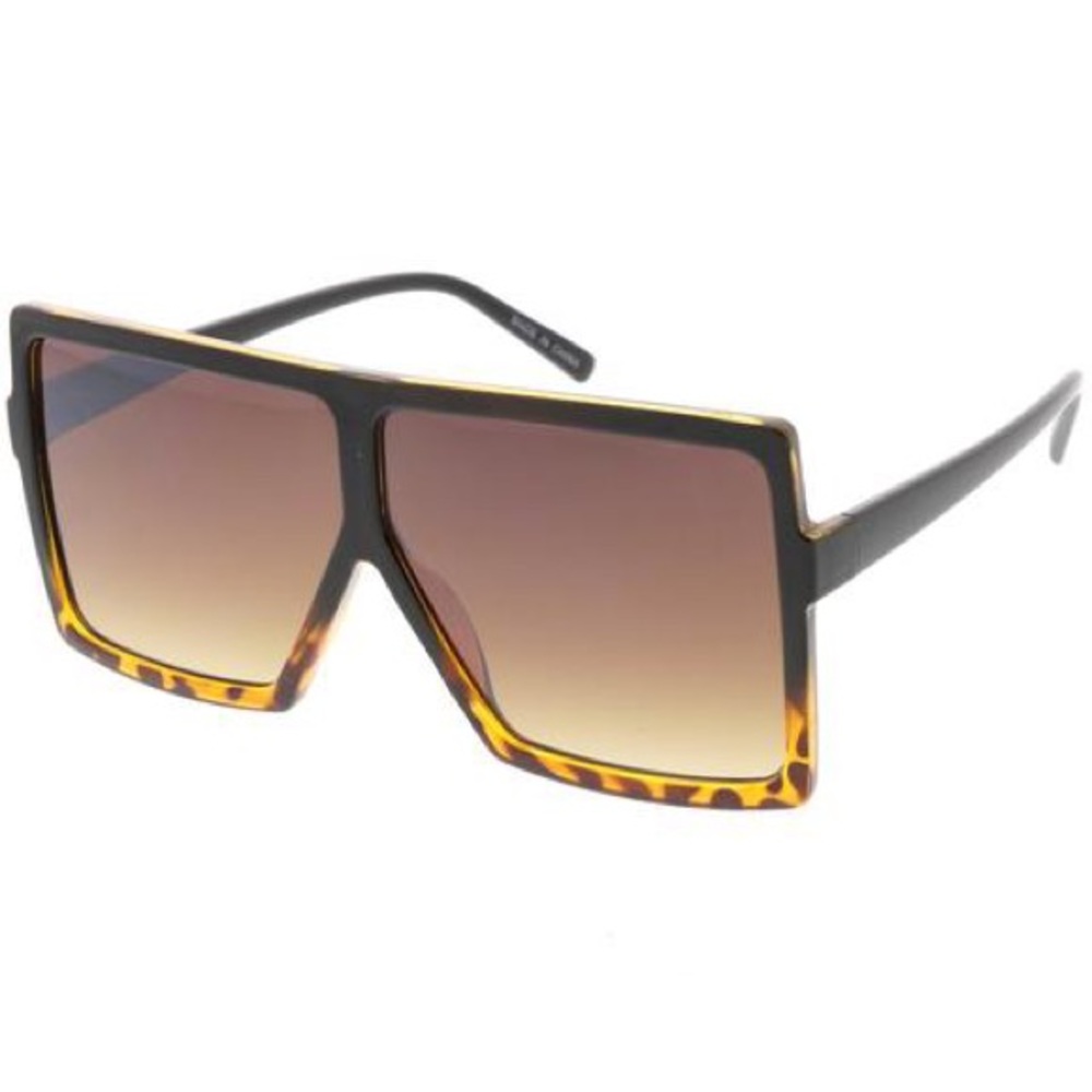 Half Black Half Turtle Sunglasses 🕶